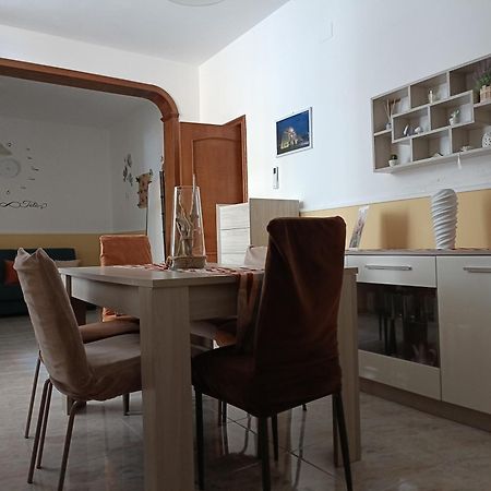 Casa Vacanze Campi Salentina المظهر الخارجي الصورة