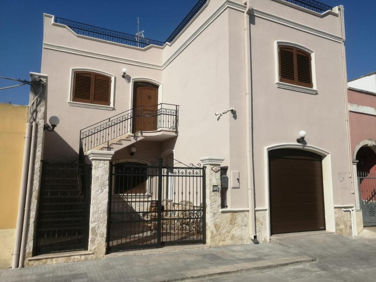Casa Vacanze Campi Salentina المظهر الخارجي الصورة