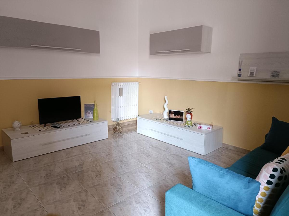 Casa Vacanze Campi Salentina المظهر الخارجي الصورة